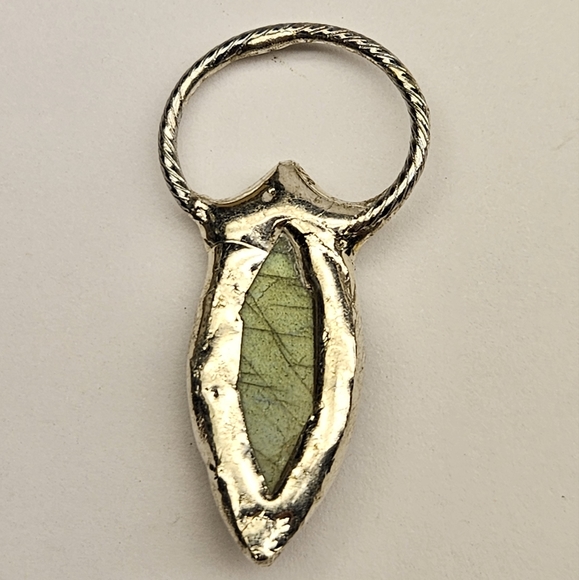 Labradorite Pendant - Picture 5 of 5